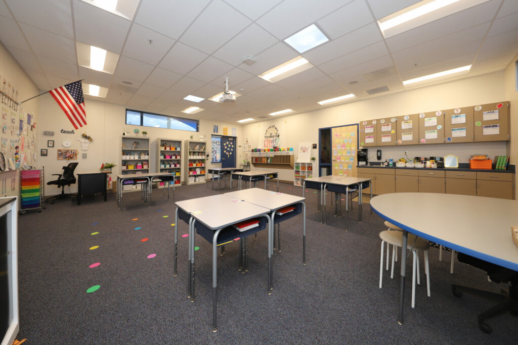 interior classroom lots of tables